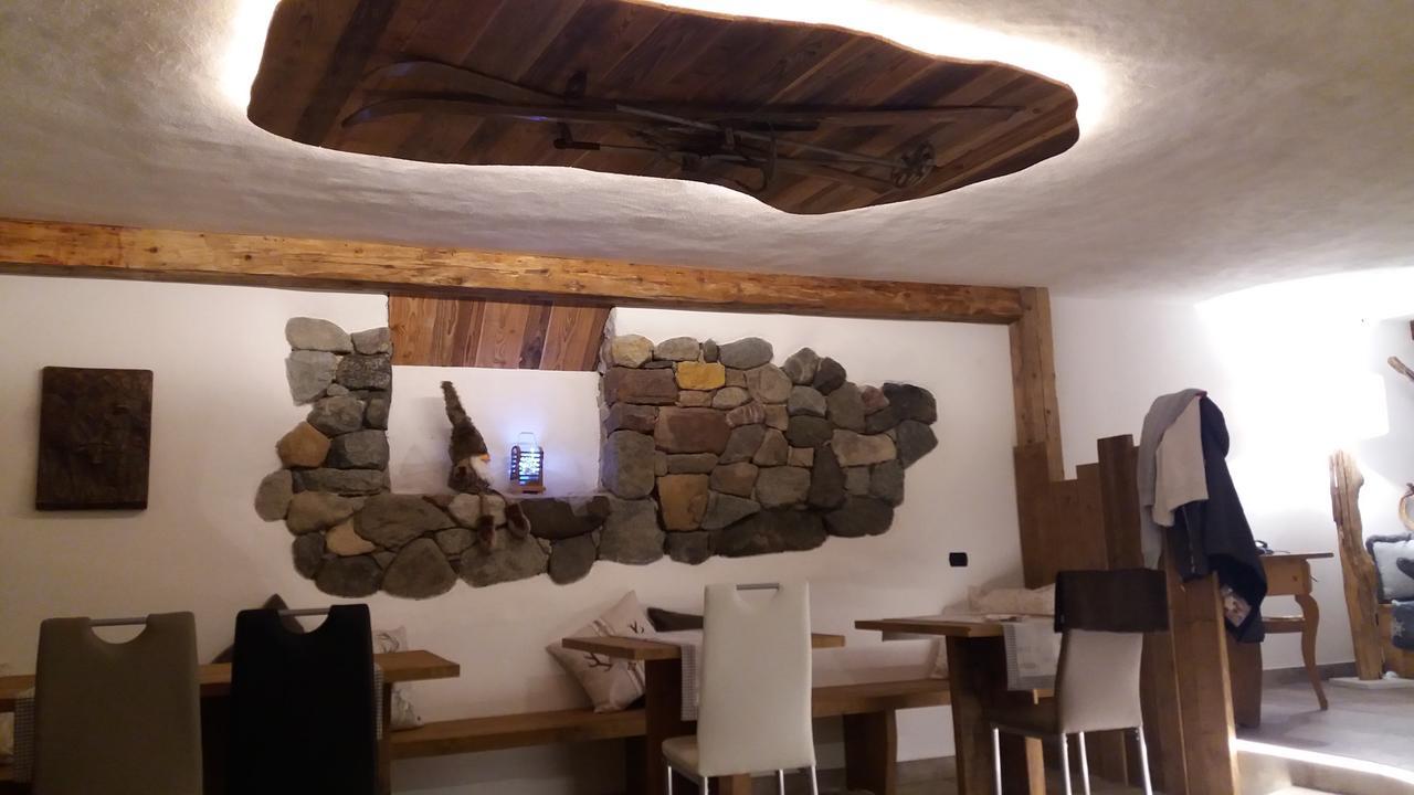 Majon De La Nona Hotel Pozza di Fassa Exterior photo